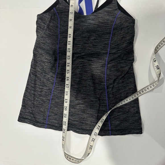 Lululemon Run for Gold Tank Top - Size 6 - No Tag Size/Yes Tag Dot. - Picture 10 of 11